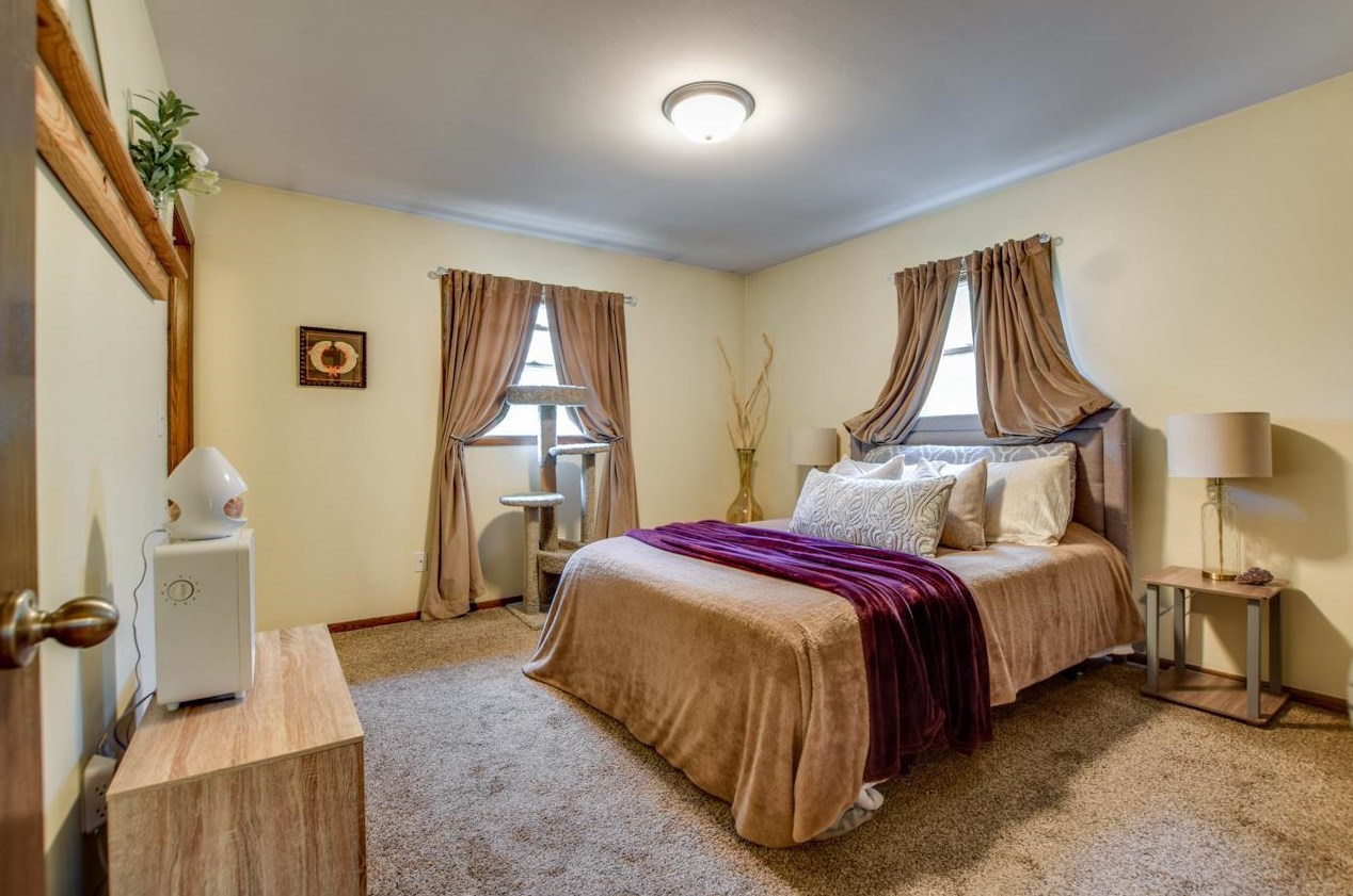 125 Broome St, Sun Prairie WI 53590-1238 exterior