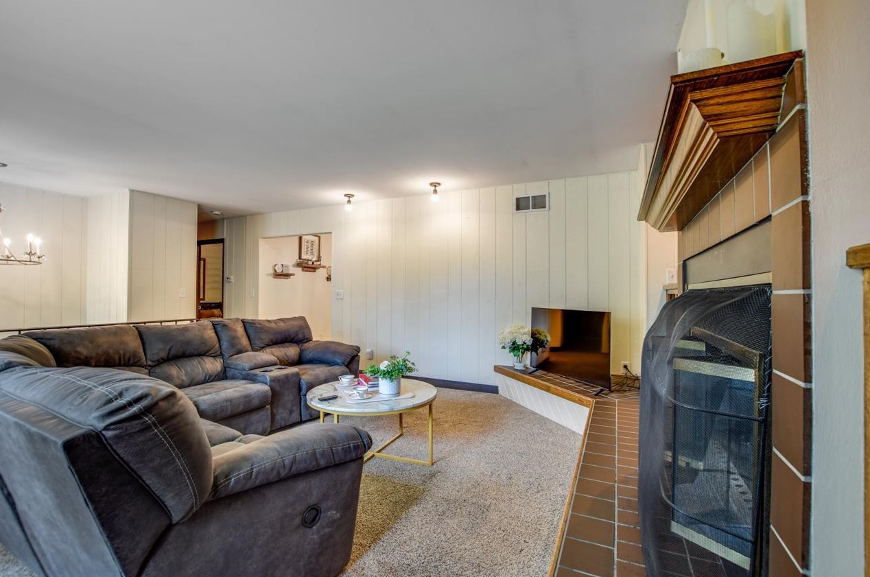 125 Broome St, Sun Prairie WI 53590-1238 exterior