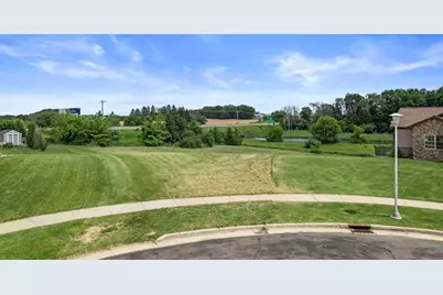 100 Honeycrisp Drive, Beaver Dam, WI 53916 - Photo 11