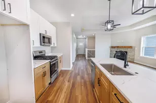 889 Red Hawk Dr, Milton, WI 53563 - Photo 9