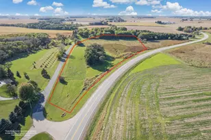 11 18 Hillcrest Rd, Juneau, WI 53039 - Photo 1