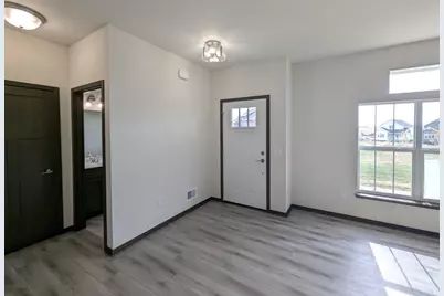 44 Windflower Way, Mount Horeb, WI 53572 - Photo 9