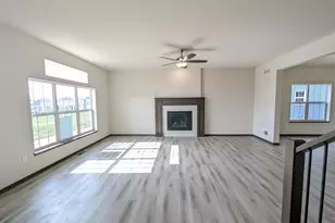 44 Windflower Wy, Mount Horeb, WI 53572 - Photo 9