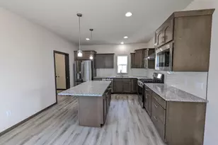 44 Windflower Wy, Mount Horeb, WI 53572 - Photo 17