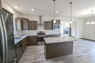 44 Windflower Wy, Mount Horeb, WI 53572 - Photo 17