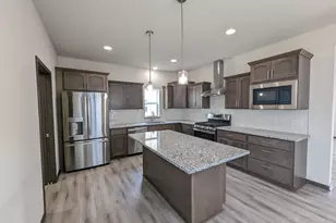 44 Windflower Wy, Mount Horeb, WI 53572 - Photo 15