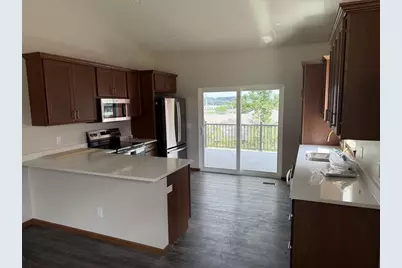 1062 Armida Court, Reedsburg, WI 53959 - Photo 7