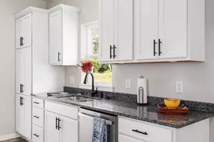 1079 Armida Ct, Reedsburg, WI 53959 - Photo 9