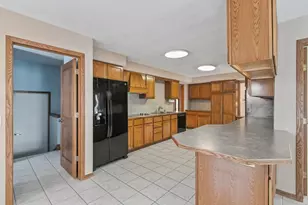 E12805 W Point Dr, Merrimac, WI 53561 - Photo 11