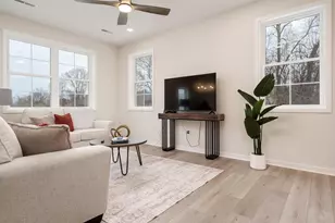 3156 S Bartells Dr, Beloit, WI 53511 - Photo 9