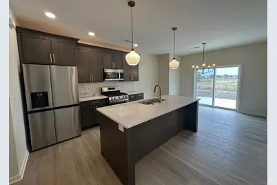 3156 S Bartells Drive #D, Beloit, WI 53511 - Photo 5