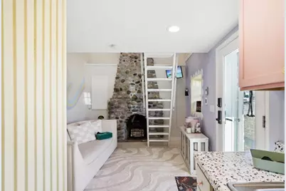 608 N Grandview Boulevard, Waukesha, WI 53188 - Photo 9