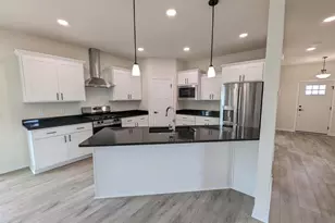 6649 Junco Dr, Middleton, WI 53562 - Photo 9