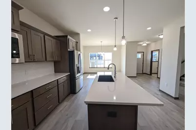 6654 Redpoll Road, Middleton, WI 53562 - Photo 9