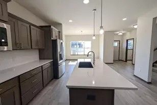 6654 Redpoll Rd, Middleton, WI 53562 - Photo 9