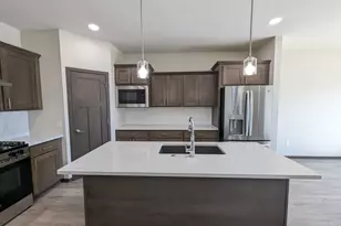 6654 Redpoll Rd, Middleton, WI 53562 - Photo 5