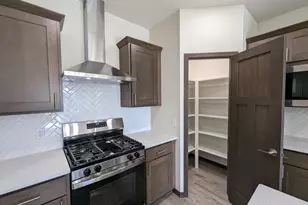 6654 Redpoll Rd, Middleton, WI 53562 - Photo 7