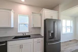 6655 Redpoll Rd, Middleton, WI 53562 - Photo 11