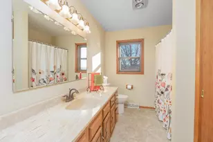 N12086 N Parish Rd, Markesan, WI 53946 - Photo 9