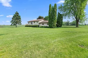 N12086 N Parish Rd, Markesan, WI 53946 - Photo 27