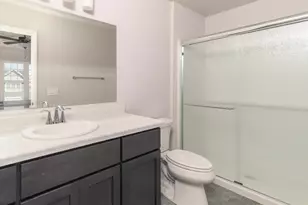 1125 Hickory Hls Dr, Sun Prairie, WI 53590 - Photo 11