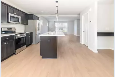 1125 Hickory Hills Drive, Sun Prairie, WI 53590 - Photo 7