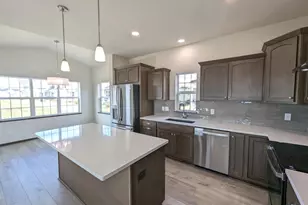 36 Windflower Wy, Mount Horeb, WI 53572 - Photo 13