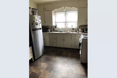 2350 E Washington Avenue, Madison, WI 53704 - Photo 15