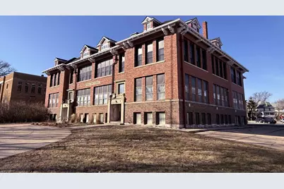 116 Swift Street #204, Edgerton, WI 53534 - Photo 5