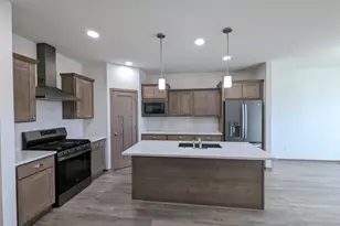 6640 Linnet Ln, Middleton, WI 53562 - Photo 3