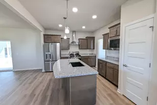 6631 Junco Dr, Middleton, WI 53562 - Photo 9