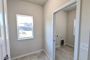 6631 Junco Dr, Middleton, WI 53562 - Photo 37