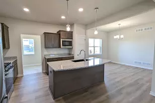 6631 Junco Dr, Middleton, WI 53562 - Photo 35