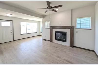 6634 Linnet Lane, Middleton, WI 53562 - Photo 17