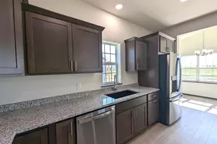 6634 Linnet Ln, Middleton, WI 53562 - Photo 9