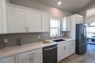 6667 Redpoll Rd, Middleton, WI 53562 - Photo 9