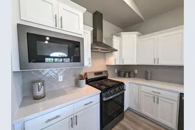 6667 Redpoll Road, Middleton, WI 53562 - Photo 7