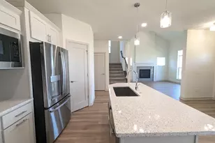 6661 Redpoll Rd, Middleton, WI 53562 - Photo 9