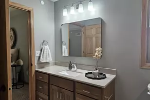 915 Sutherland Ave, Janesville, WI 53545 - Photo 19