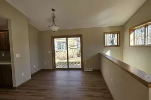 915 Sutherland Ave, Janesville, WI 53545 - Photo 11