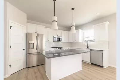 8012 Laufenberg Boulevard, Cross Plains, WI 53528 - Photo 9