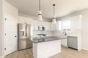 8012 Laufenberg Blvd, Cross Plains, WI 53528 - Photo 9