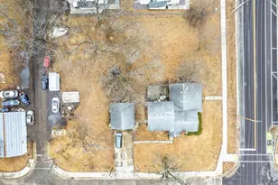 110 N Judson St, Lake Delton, WI 53940 - Photo 25