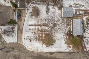 206 Derby Ln, Watertown, WI 53094 - Photo 7