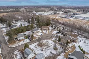 206 Derby Ln, Watertown, WI 53094 - Photo 9