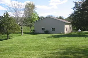 N4723 Ridgeview Dr, Portage, WI 53901 - Photo 3