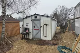 N116W21019 Brynwood Ln, Germantown, WI 53022 - Photo 11