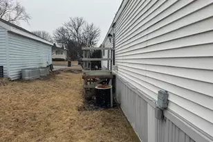 N116W21019 Brynwood Ln, Germantown, WI 53022 - Photo 13