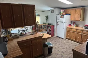 N116W21019 Brynwood Ln, Germantown, WI 53022 - Photo 7