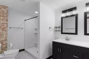 648 E Main St, Reedsburg, WI 53959 - Photo 27